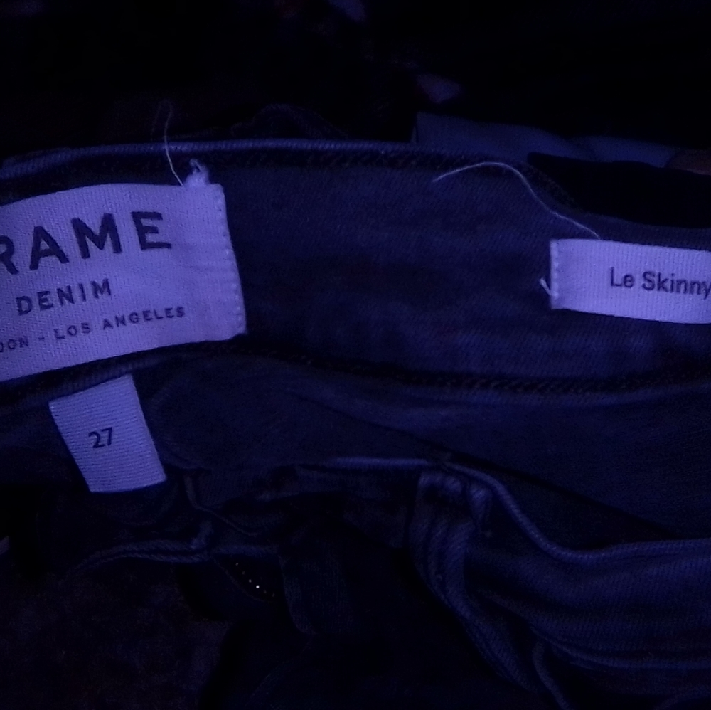 Jeans - Picture 2 of 9
